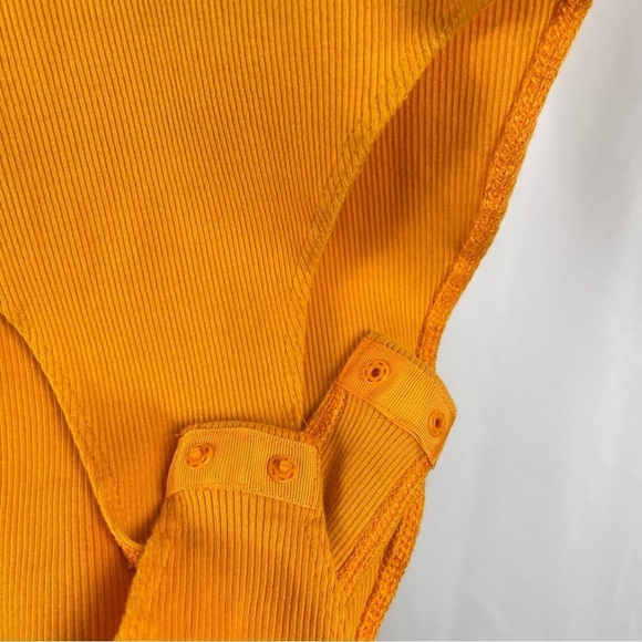 Zara Medium Ribbed Ruffle Shoulder Bodysuit Mustard Yellow Orange Retro - Picture 5 of 12